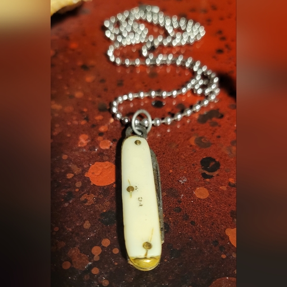 Self defense jewelry vtg art deco silver made in usa crm handle knife necklace - Picture 7 of 17